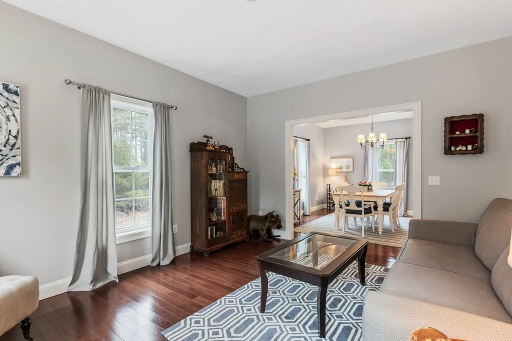 26 Treadwell Lane Peterborough NH 03458