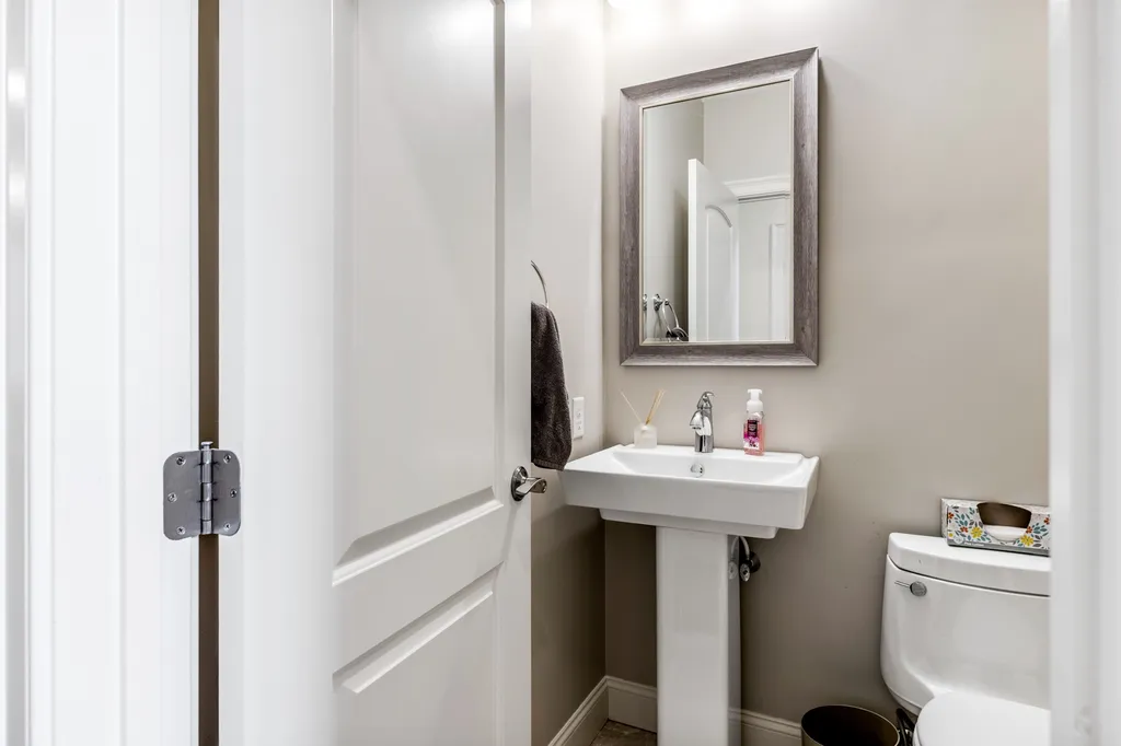 26 Treadwell Lane Peterborough NH 03458