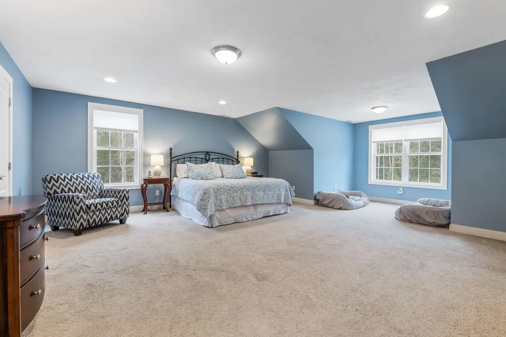 26 Treadwell Lane Peterborough NH 03458