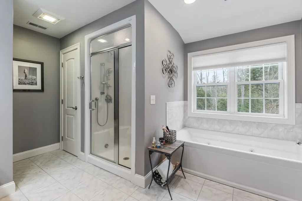 26 Treadwell Lane Peterborough NH 03458