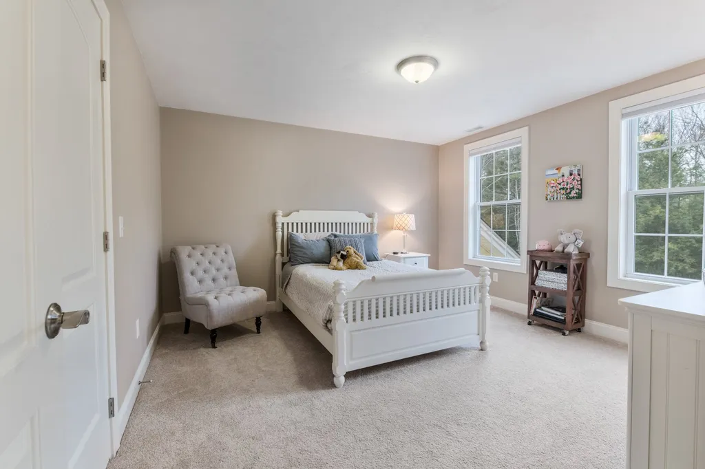 26 Treadwell Lane Peterborough NH 03458