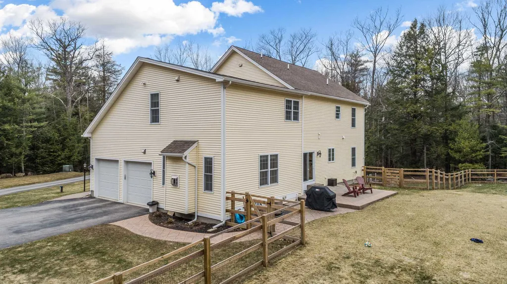 26 Treadwell Lane Peterborough NH 03458