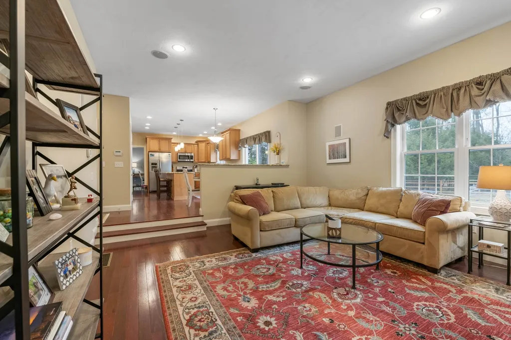 26 Treadwell Lane Peterborough NH 03458