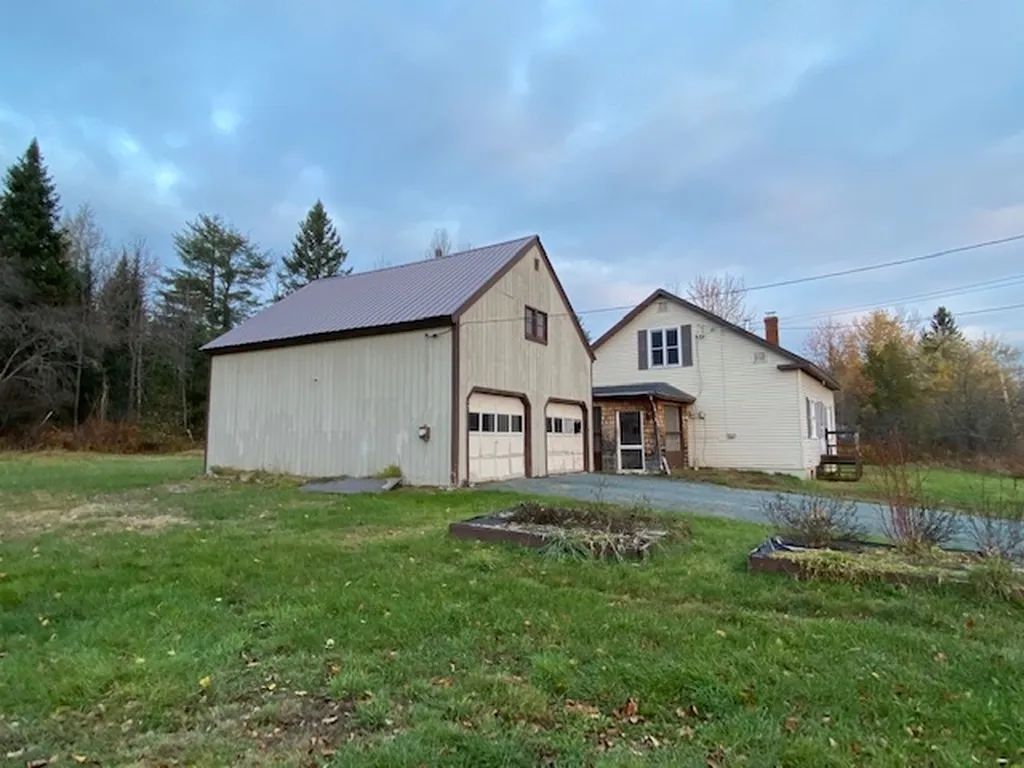 24 Turnpike Road Jefferson NH 03583