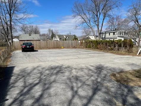 164 Maple Street Manchester NH 03103
