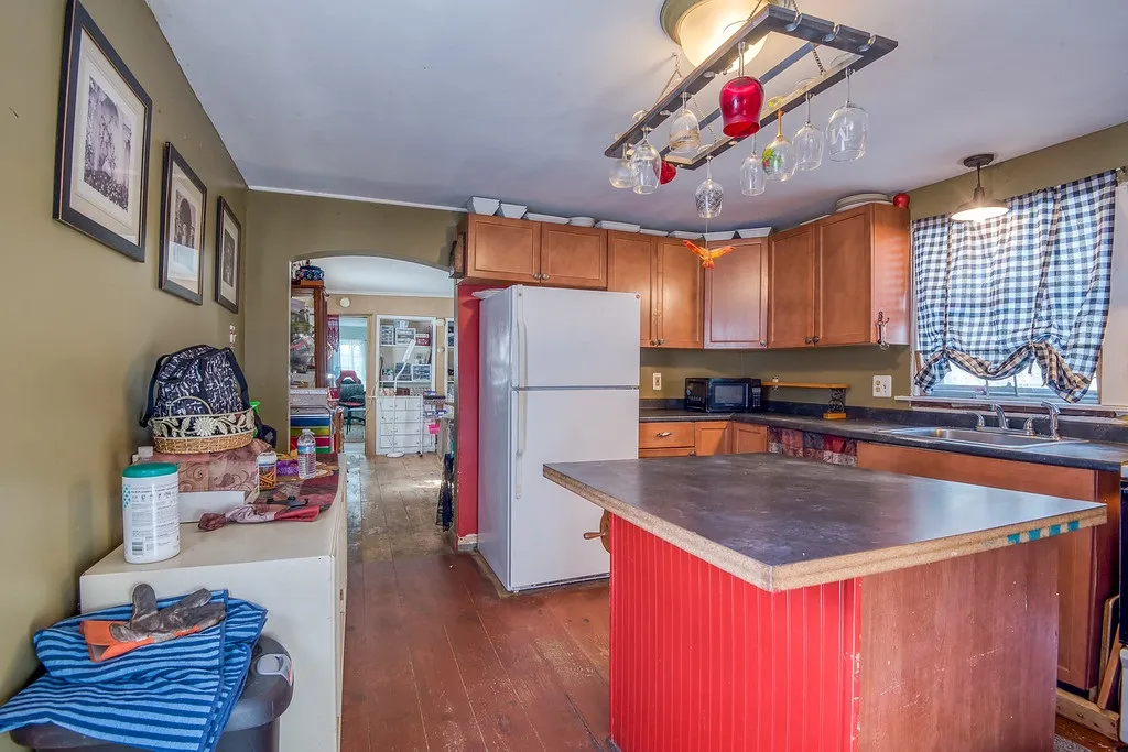624 South Main Street Wolfeboro NH 03894