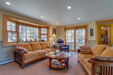 89 Packers Falls Road Durham NH 03824