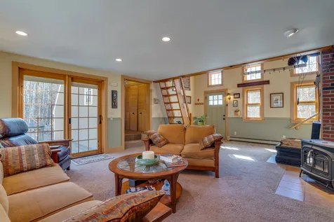 89 Packers Falls Road Durham NH 03824