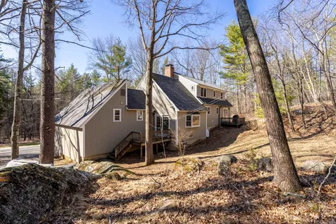 89 Packers Falls Road Durham NH 03824