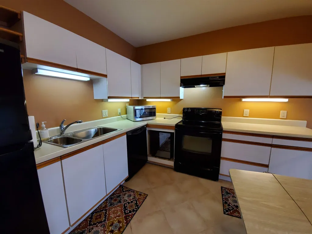 33 Landing Road Enfield NH 03748