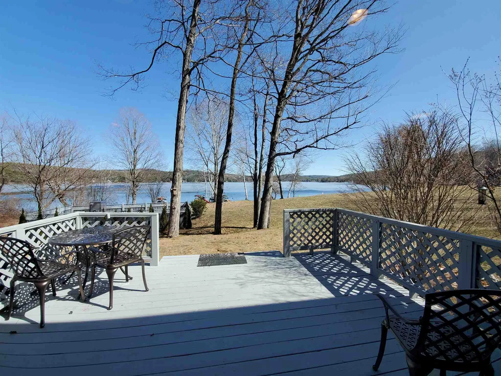 33 Landing Road Enfield NH 03748