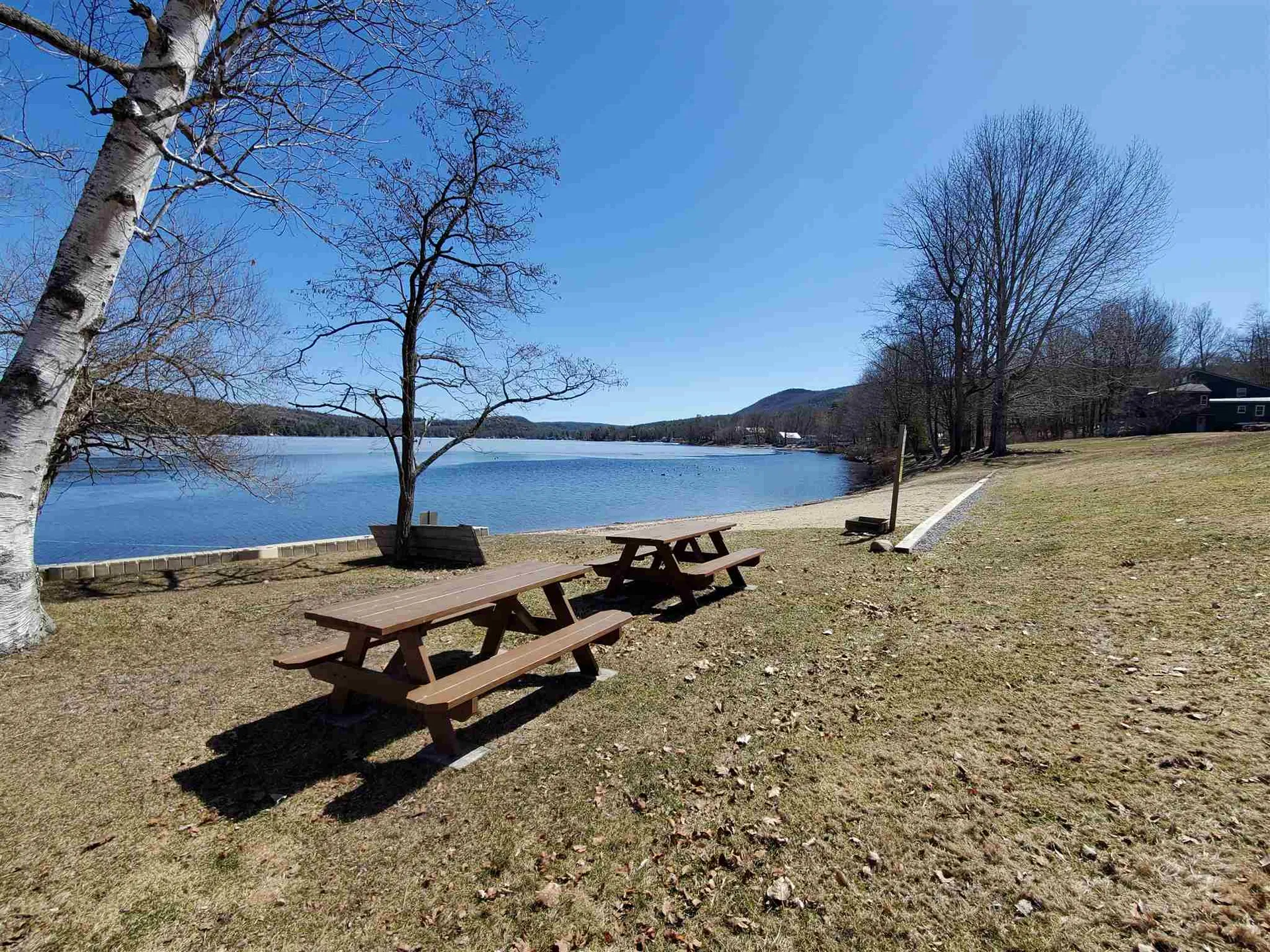 33 Landing Road Enfield NH 03748