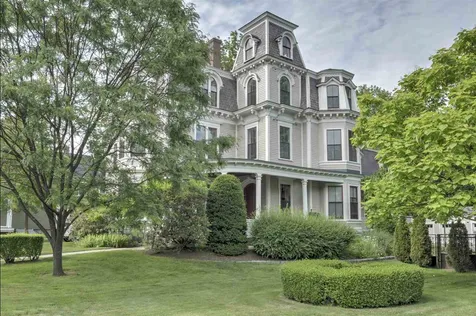 137 Court Street Keene NH 03431