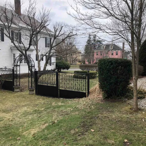 137 Court Street Keene NH 03431