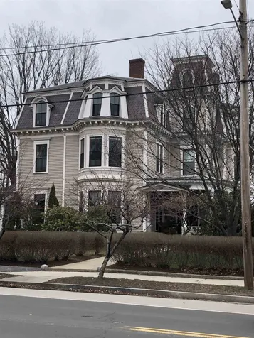 137 Court Street Keene NH 03431
