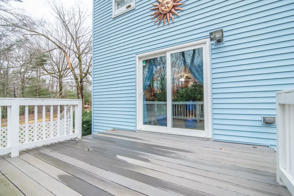38 Spruce Cove Road Northwood NH 03261-0188