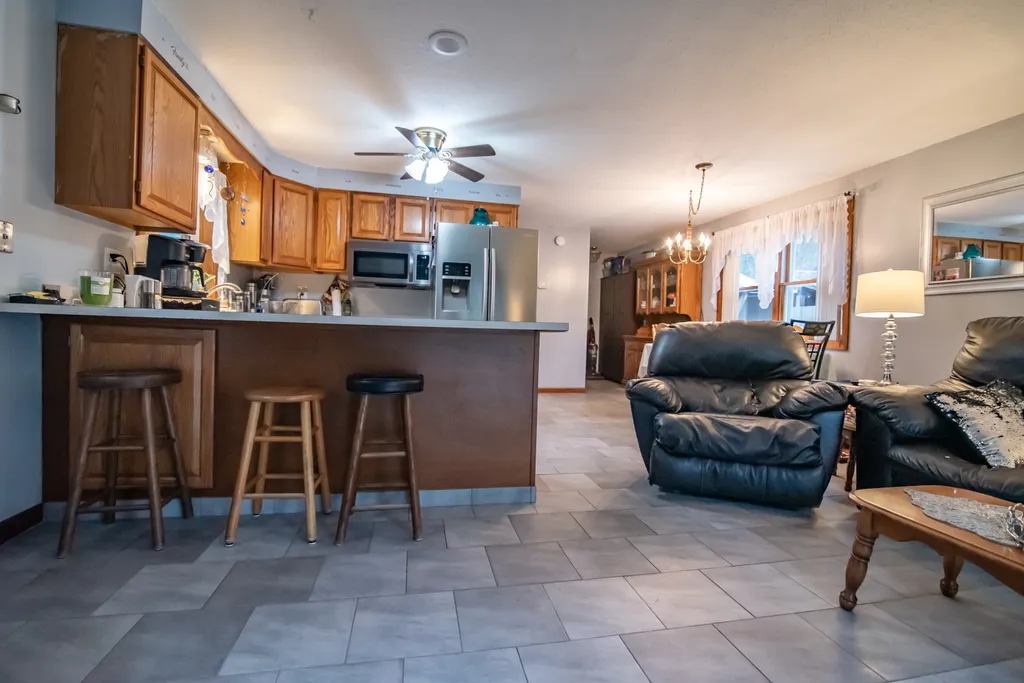38 Spruce Cove Road Northwood NH 03261-0188