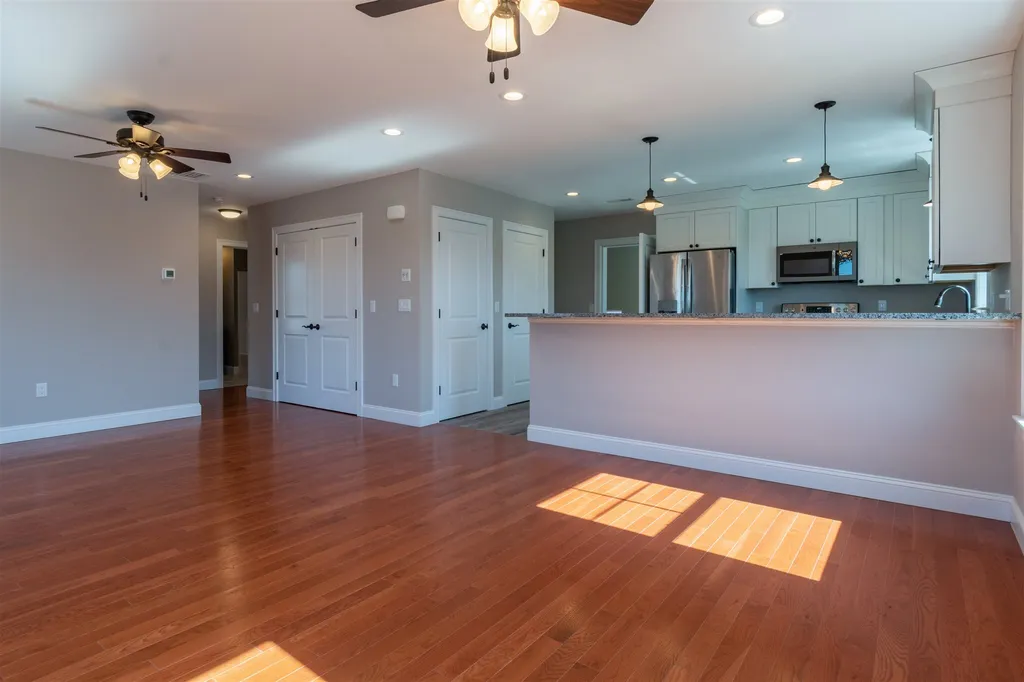 2 Markar Street Nashua NH 03060