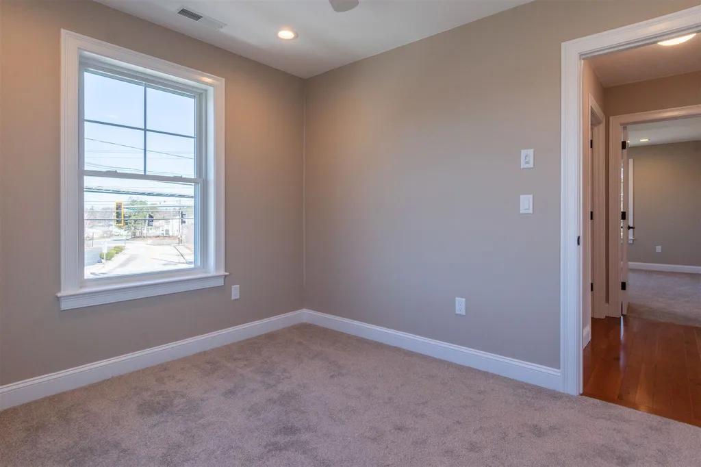 2 Markar Street Nashua NH 03060