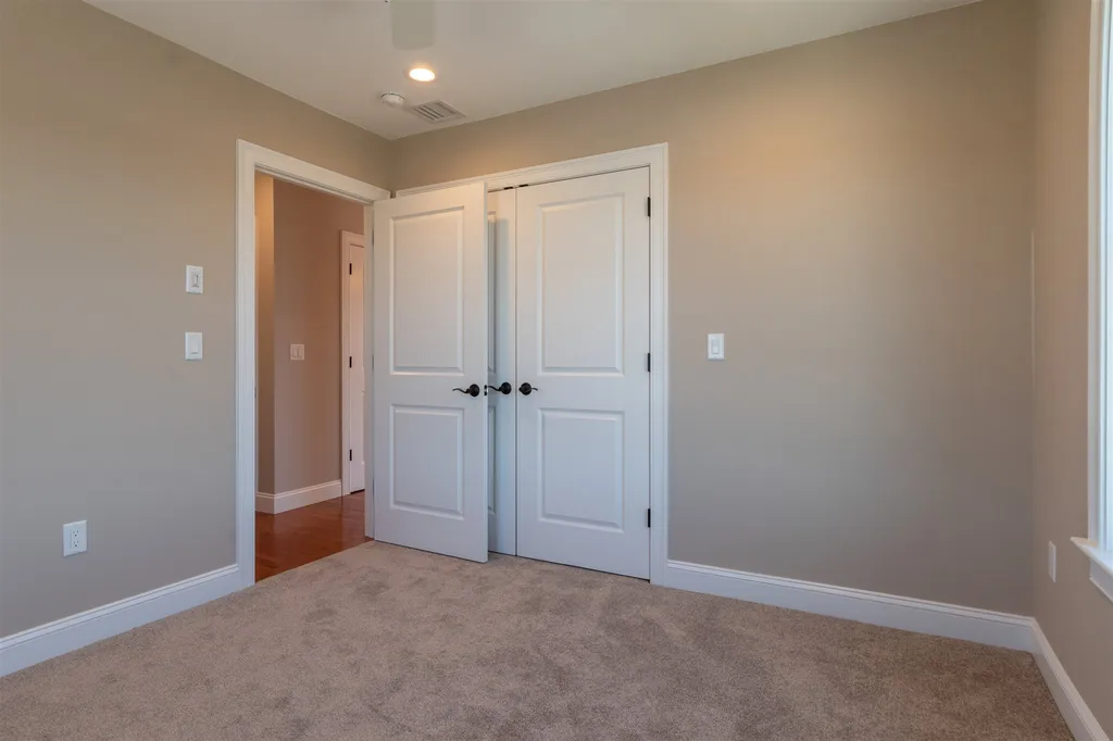 2 Markar Street Nashua NH 03060