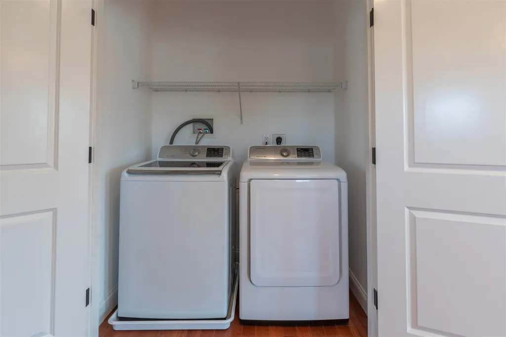 2 Markar Street Nashua NH 03060