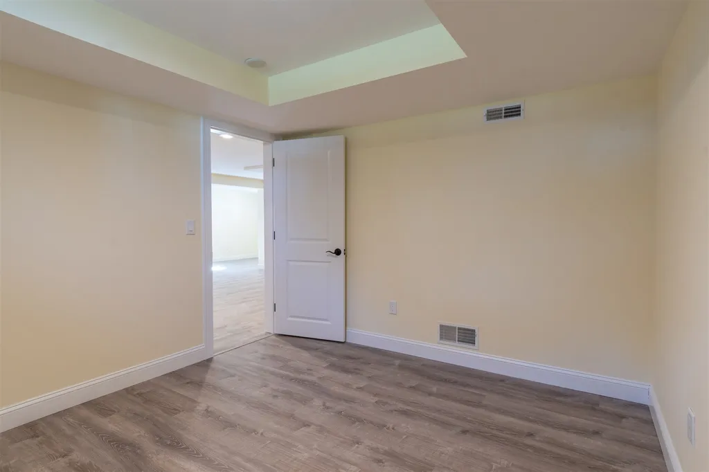 2 Markar Street Nashua NH 03060