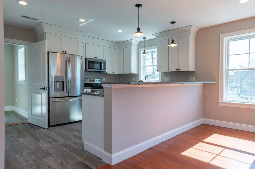 2 Markar Street Nashua NH 03060