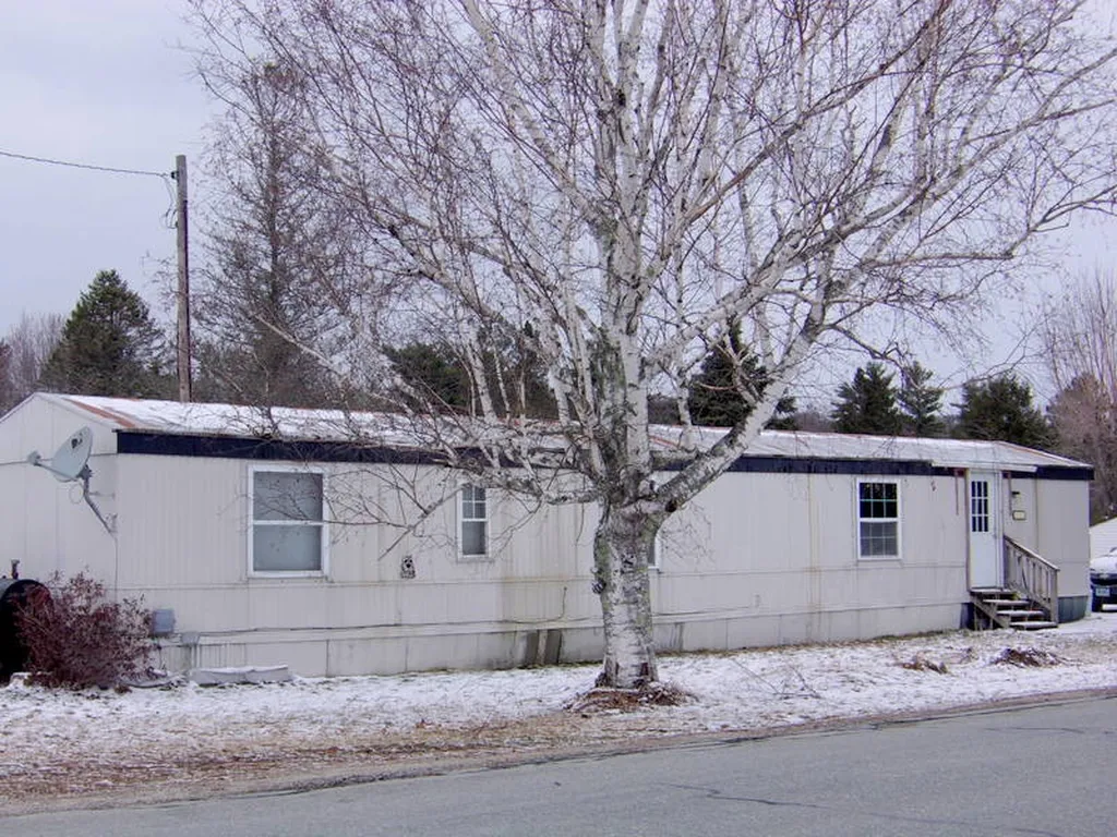 5 Cook Lane Haverhill NH 03774