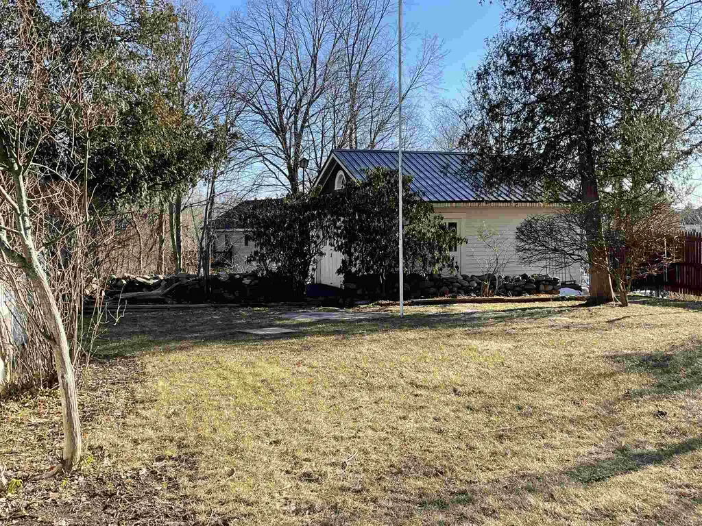 11 Fairfield Court Keene NH 03431