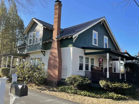 11 Fairfield Court Keene NH 03431