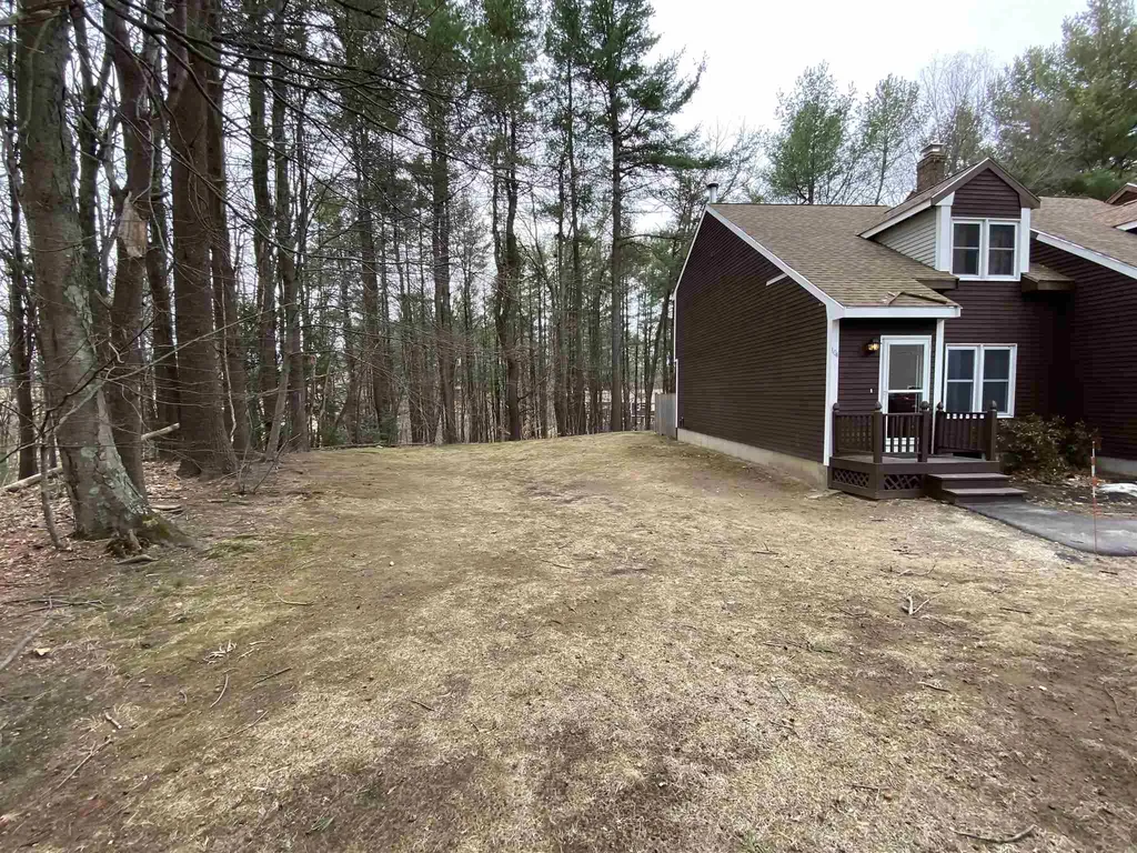 104 Bellamy Woods Common Dover NH 03820