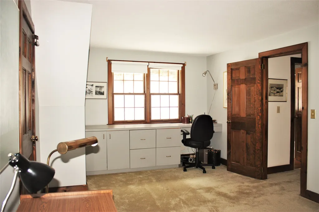 76 Rudge Road Pomfret VT 05067