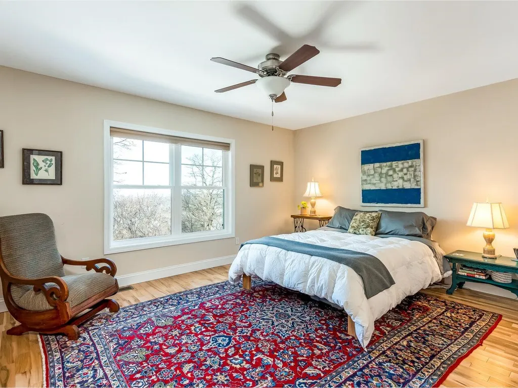 366 Colchester Avenue Burlington VT 05401-1433