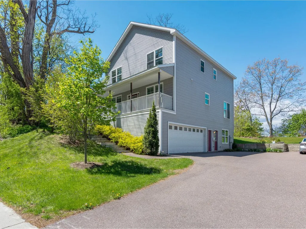 366 Colchester Avenue Burlington VT 05401-1433