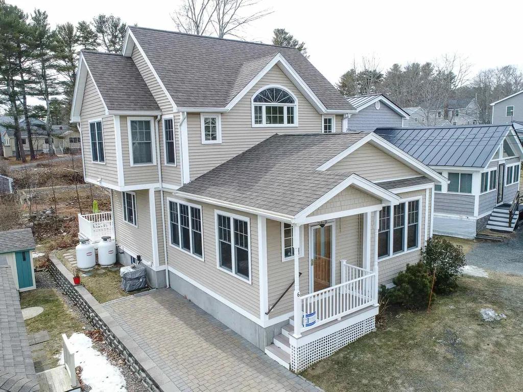 6 Norton Avenue Extension York ME 03909