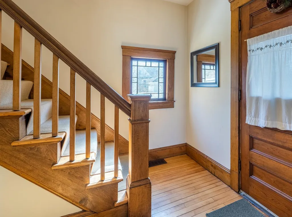 13 Highland Avenue Lebanon NH 03784