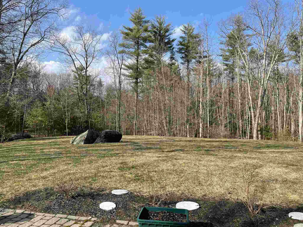 6 Eno Drive Exeter NH 03833