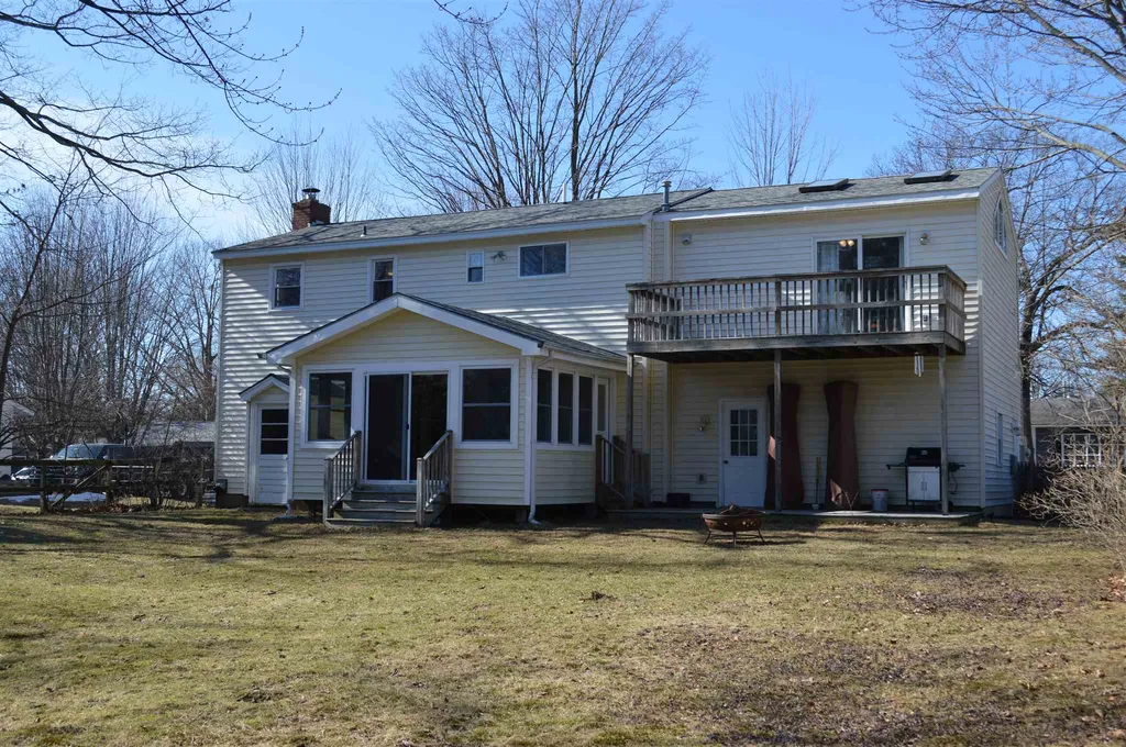 67 Roseade Parkway Burlington VT 05408