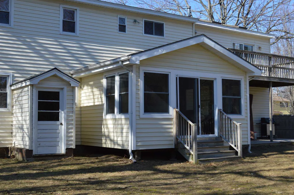 67 Roseade Parkway Burlington VT 05408