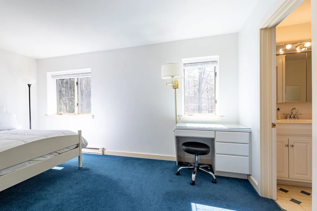 4 Wheelock Wood Hanover NH 03755