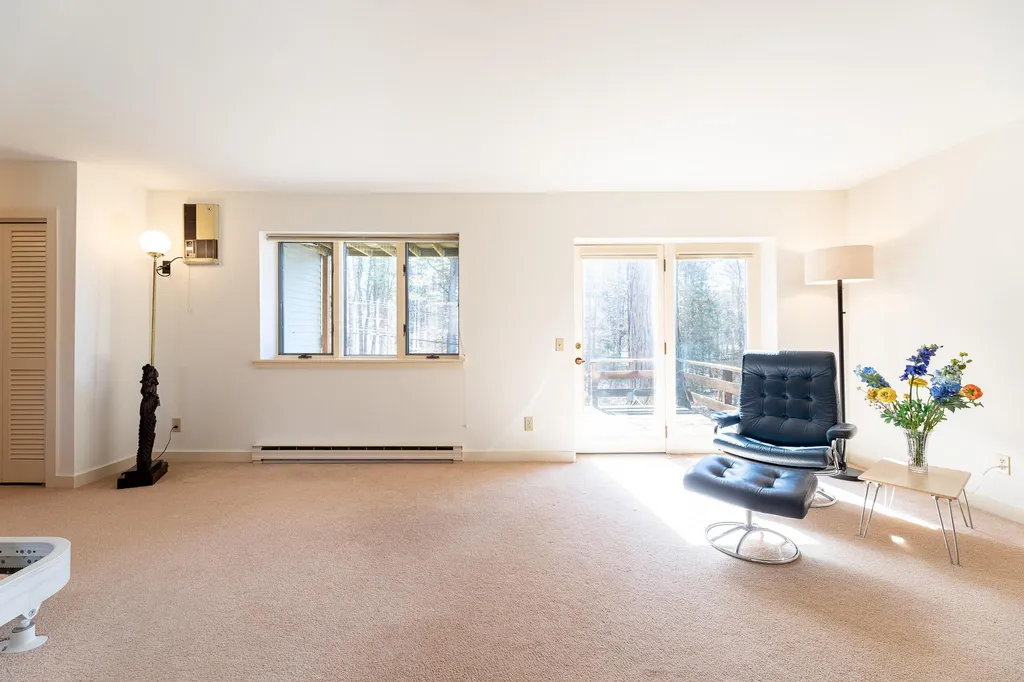 4 Wheelock Wood Hanover NH 03755