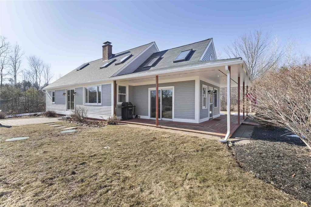 19 Patricia Ann Drive Tilton NH 03276