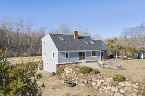 19 Patricia Ann Drive Tilton NH 03276