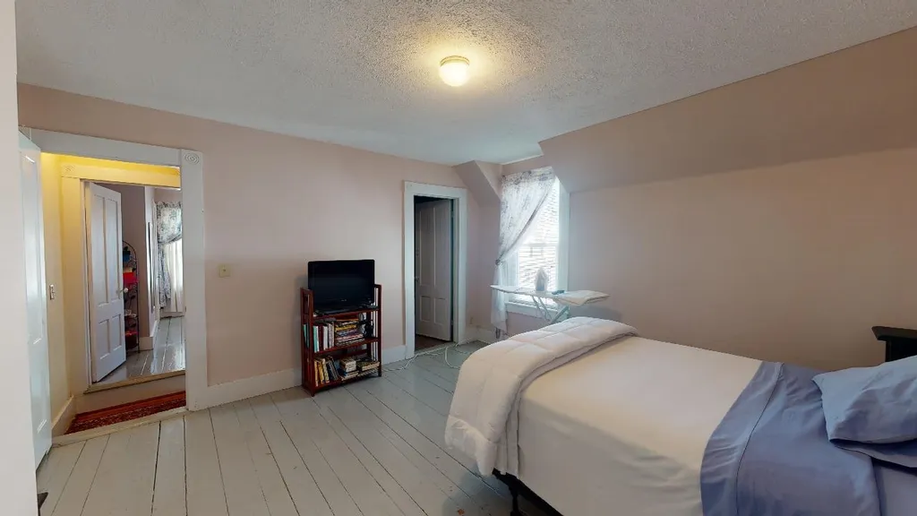 18-20 Hillcrest Avenue Concord NH 03301
