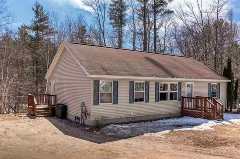 18 Pine Road Middleton NH 03887