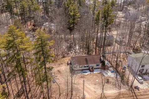 18 Pine Road Middleton NH 03887