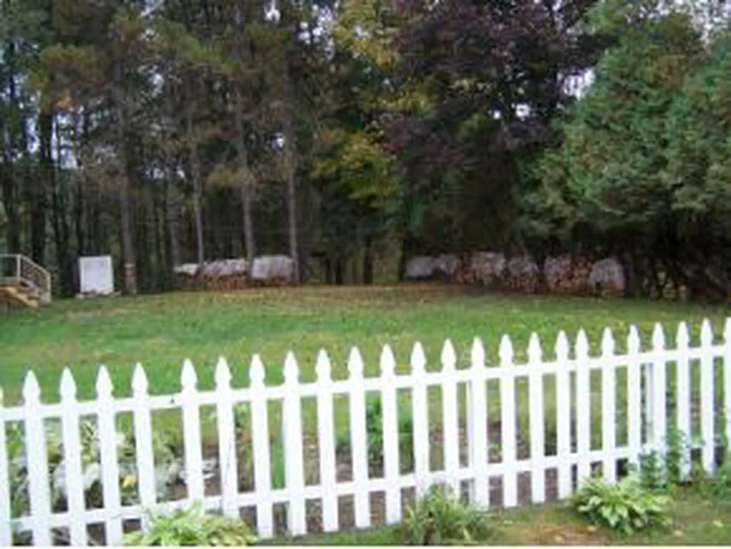 612 Pleasant Street St. Johnsbury VT 05819