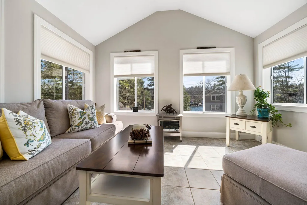 30 Emerson Road Windham NH 03087