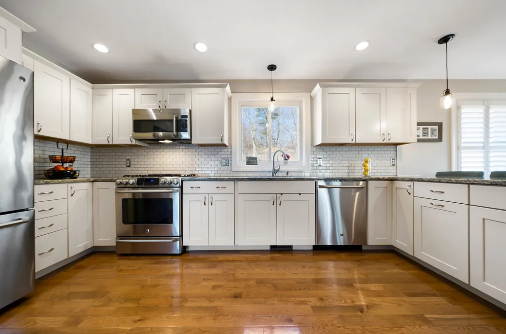 30 Emerson Road Windham NH 03087
