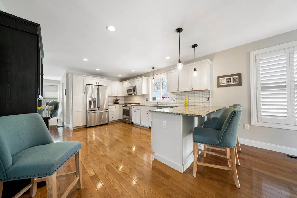 30 Emerson Road Windham NH 03087
